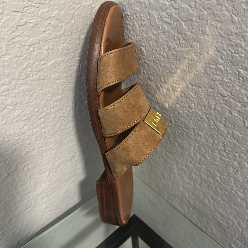 ISO: CHANEL Vintage Gold Logo Plate Suede Slide Sandals Size 35-36 *DO NOT BUY* - Picture 7 of 10